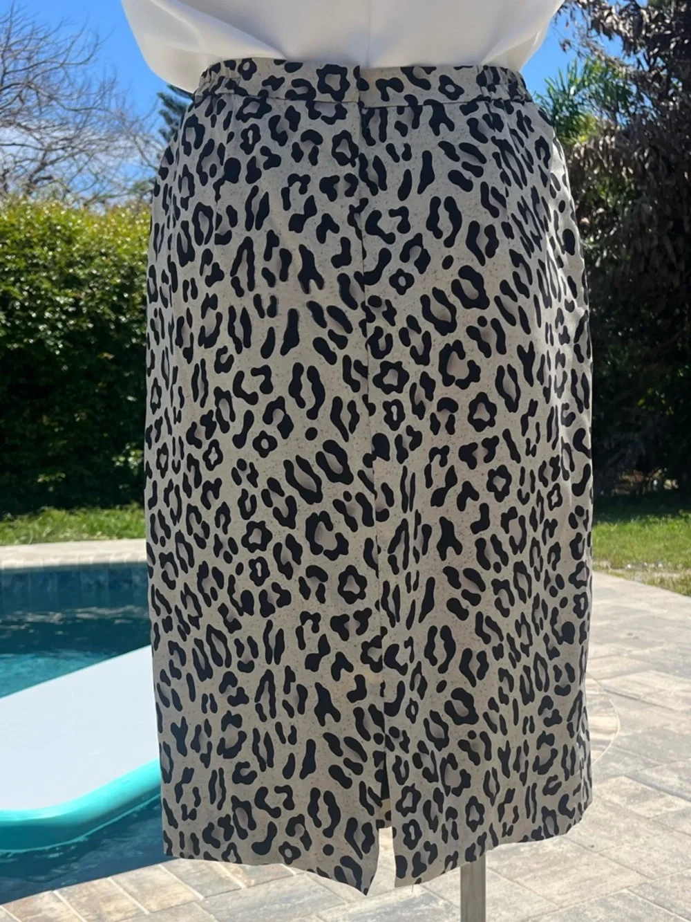 Anne French couture women’s leopard, pencil skirt